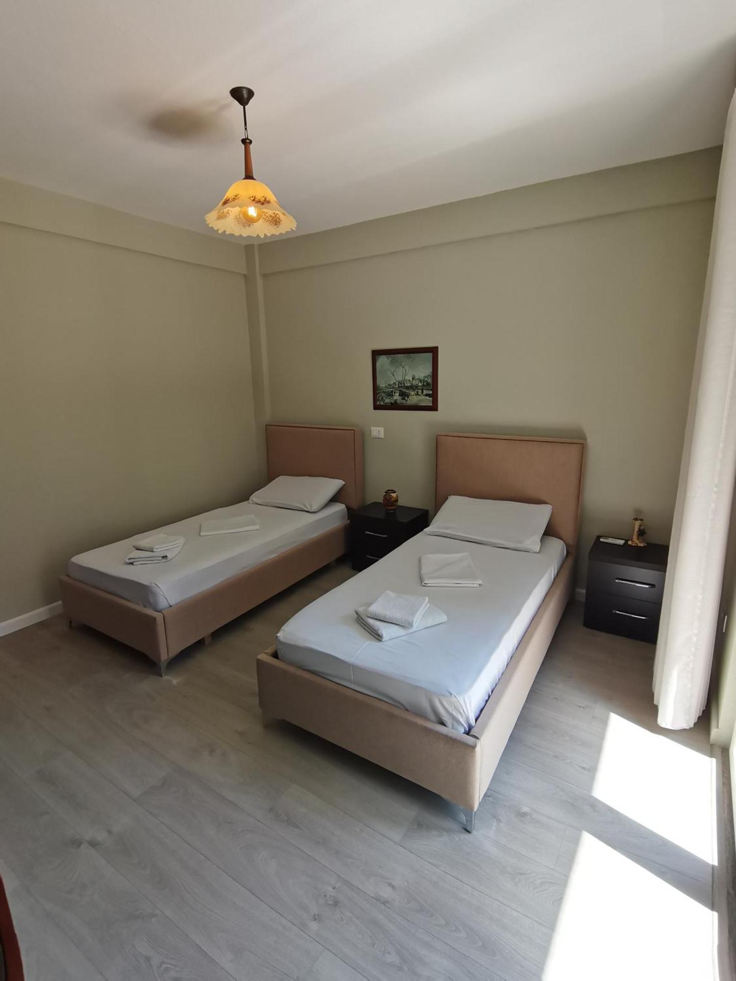 דורס Leatis Apartment מראה חיצוני תמונה